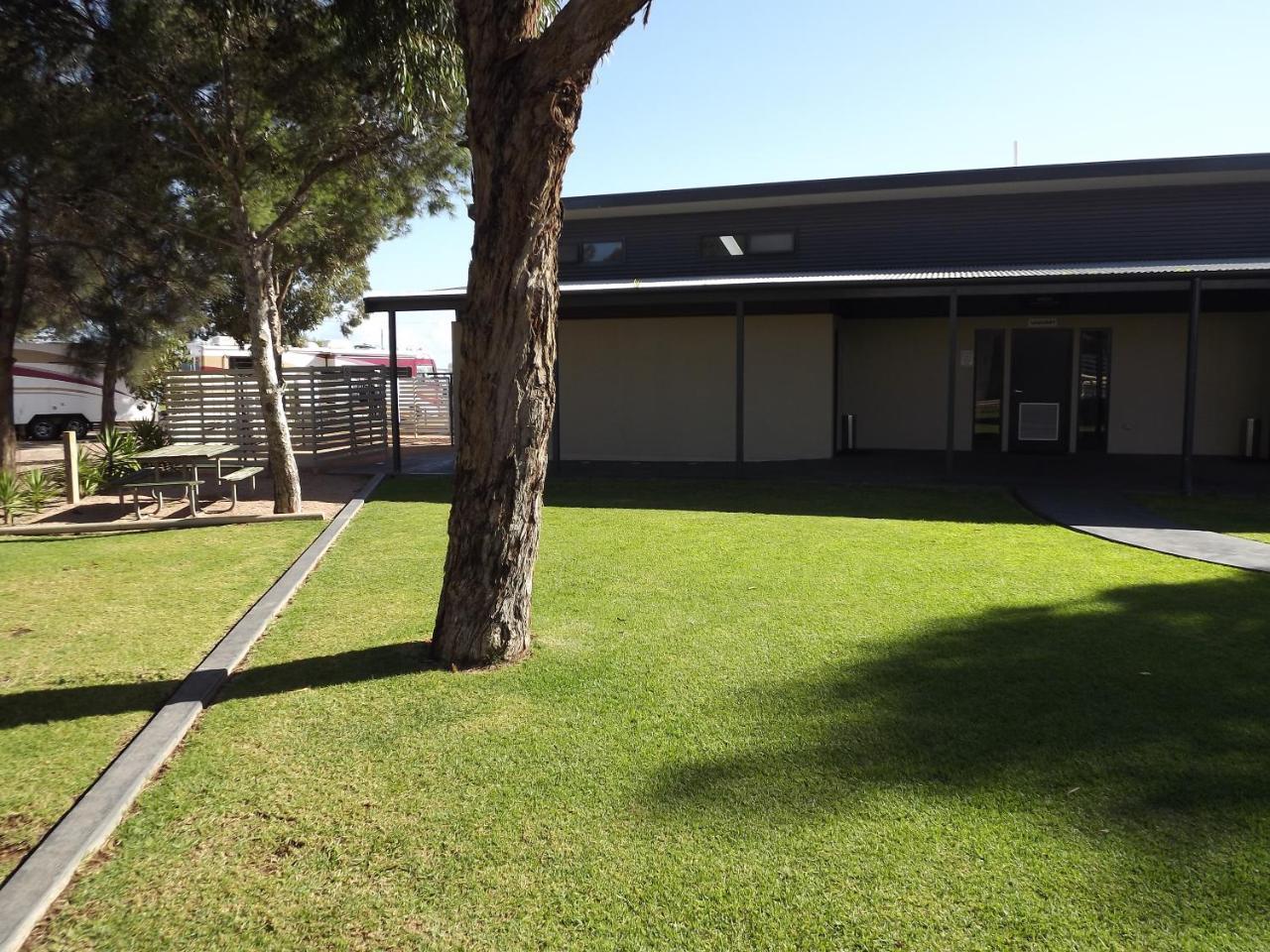 Ceduna Foreshore Caravan Park Екстериор снимка